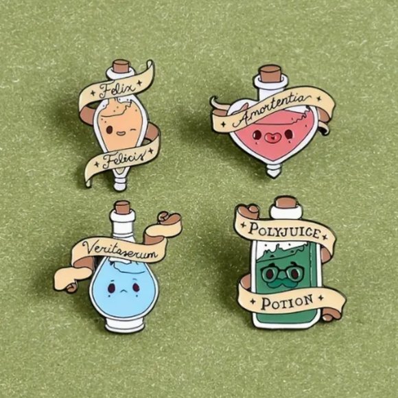 🍏50% OFF/3+...Set of 4 Magic Potions Pins (Harry Potter) - Picture 1 of 8